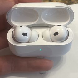 Apple Airpod Pro 2 (MagSafe Charging Case) SEND OFFER