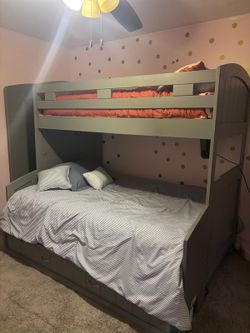 Bunk Bed - Twin over Full  - PICK UP TODAY