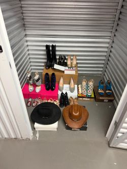 Shoes new, Hats and Professional kit for women’s