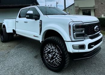 Set 26’ American Force , 37x12.50r26 AMP And Liftkit , F450