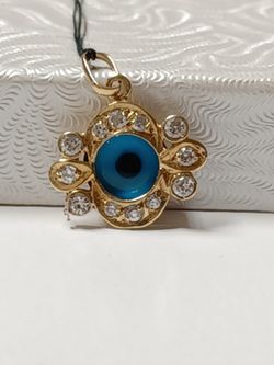 14k Stone Charm 