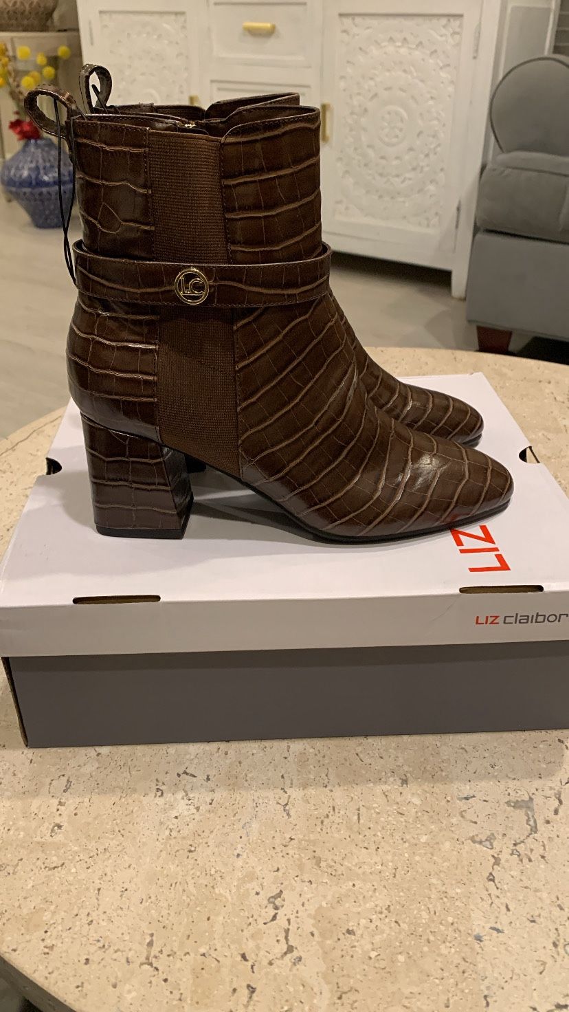 Women’s Boots Size 8.5 