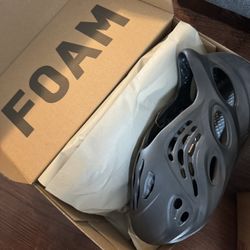 Yzy Runners Size 8 $120 (make a offer)