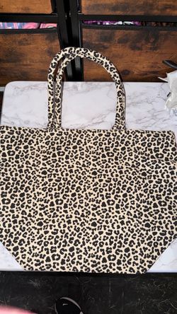 Cheetah print tote bag