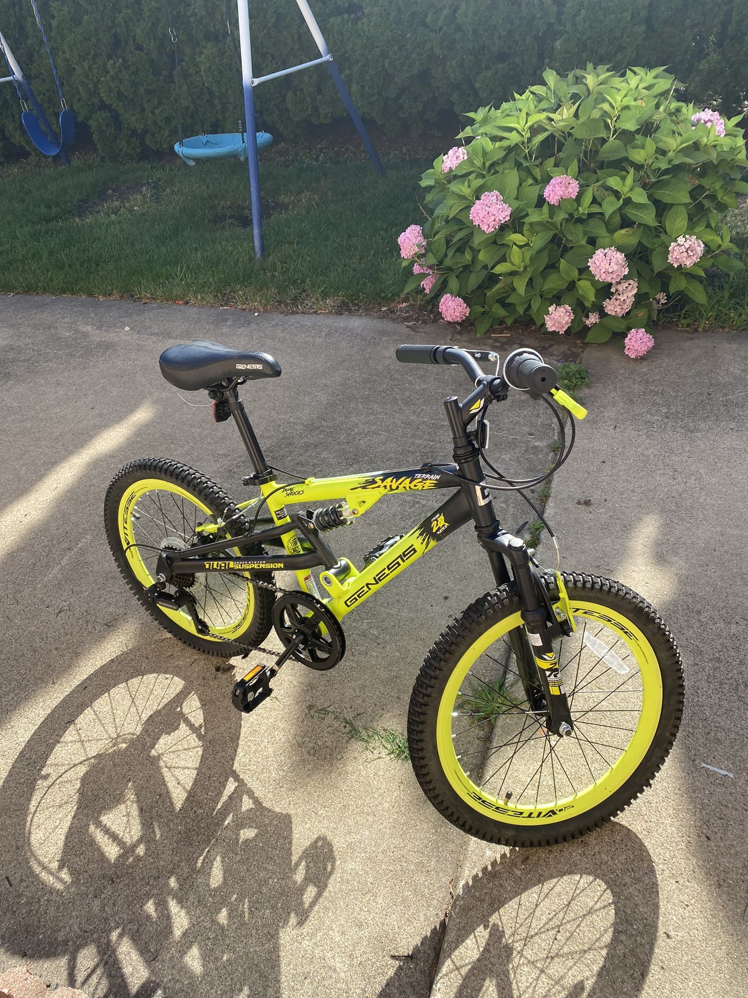 Genesis 20 inch mountain bike sales