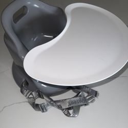 Upseat Booster Seat/Tray Great Condition 
