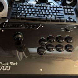 Mayflash F700 Wireless Arcade Stick
