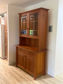 Classic McKinnon Furniture Cherry Wood Hutch