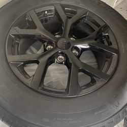 BRAND NEW MICHELIN TIRES & RIM SET OF 4