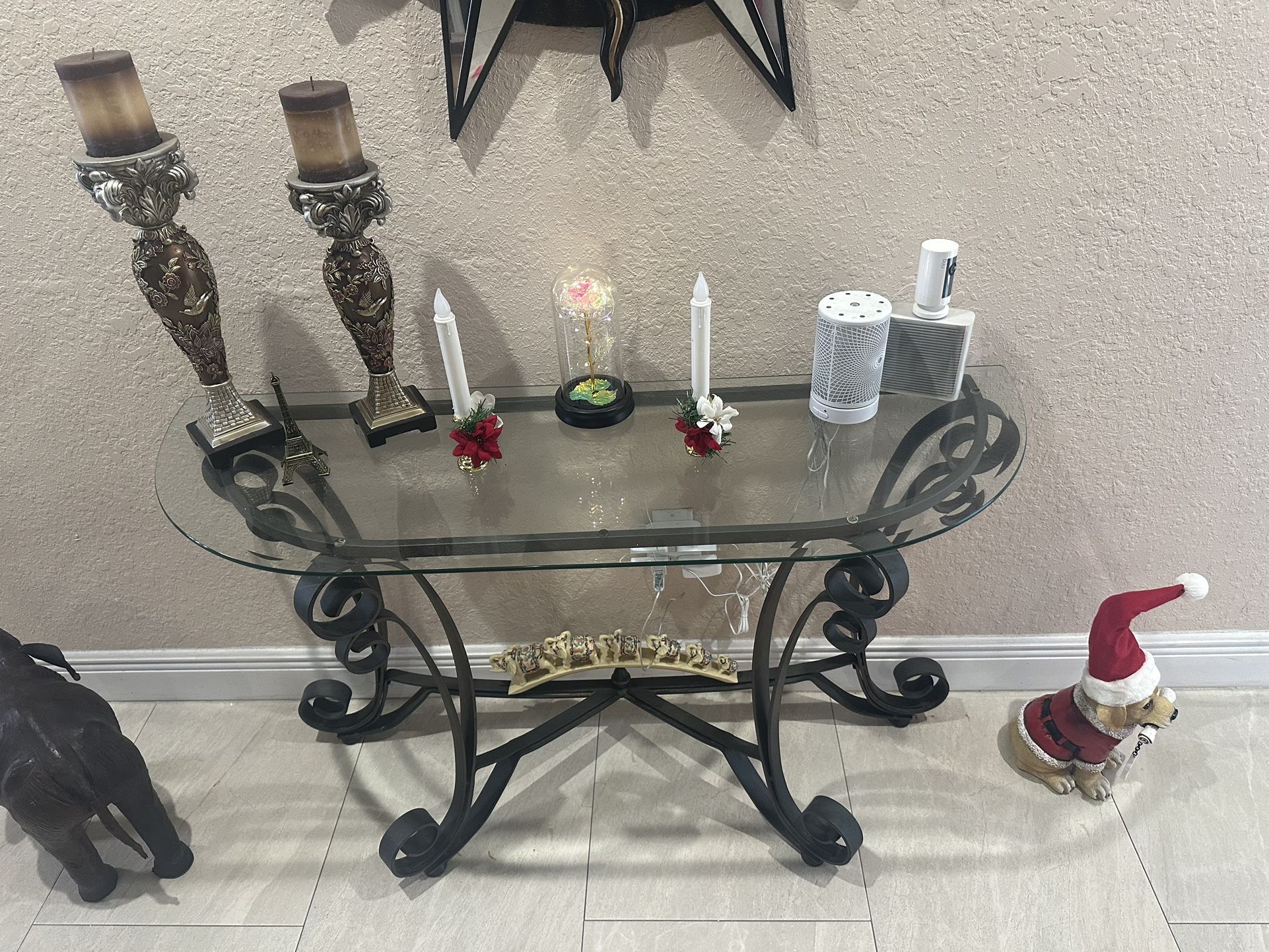 Decorationn Table