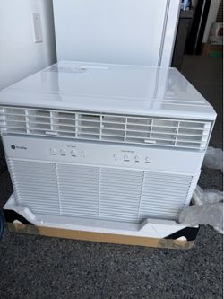 Brand new sealed box - Whirlpool Window AC