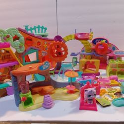 Littlest Pet shop Lot Building Accessories