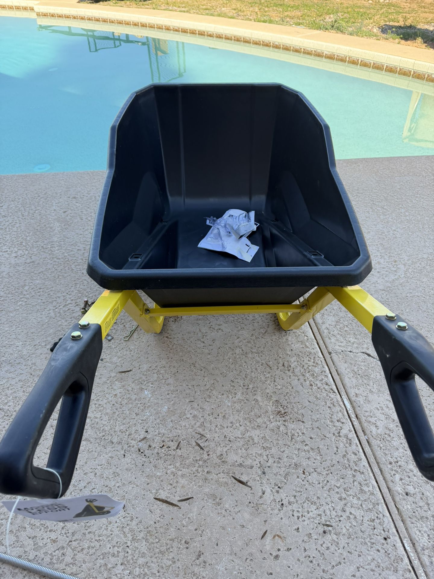 Gorilla Cart Evolution Yard Cart 7 Cu Ft