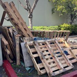 Free Pallets Vista 