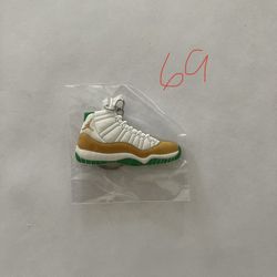 Jordan 11 Keychain