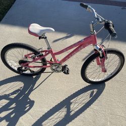 Girls Trek MT 60 - Pink 