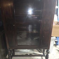 Dresser Cabinet 