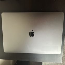 MacBook Pro 15 Inch