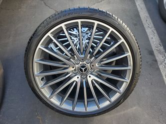 OEM 21" Mercedes S580 AMG Wheels Rims Pirelli Tires