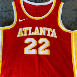Mens New With Out Tags Extra Large  Nike Atlanta Hawks#22 REDDISH JERSEY