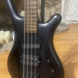 Warwick Taranis Bass