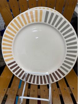 Vintage Striped Sunburst Ceramic Dinner Plates - Set of 4