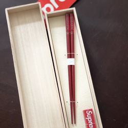 Supreme Chopsticks Set