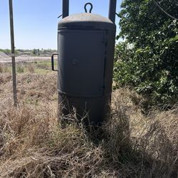 Bbq Smoker