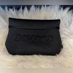 Skims Pouch