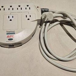 APC SurgeArrest Professional 8 Outlet Surge Protector APC SurgeArrest Professional 8 Outlet Surge Protector 