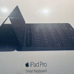 Apple iPad Pro Smart Keyboard (Gens 1 & 2)