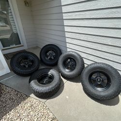 17” KMC LOBO/35” Falken Wild peaks 