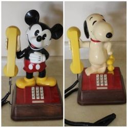 Pair Of Vintage 70's Disney Mickey Mouse And Snoopy Phones