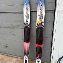 O’Brien Vantage Water Skis – Pair (With Bindings)