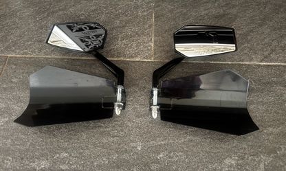 Harley-Davidson Mirrors + Aftermarket Coffin Hand Guards