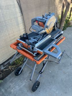 RIDGID 15 Amp 10 in. Wet Tile Saw with Portable Stand