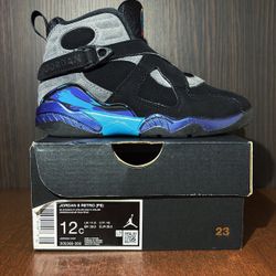 Vnds Aqua 8s size 12c 