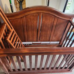 Baby Crib Maple Wood Stain 56”X32”X36”
