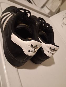 Adidas superstar size 10
