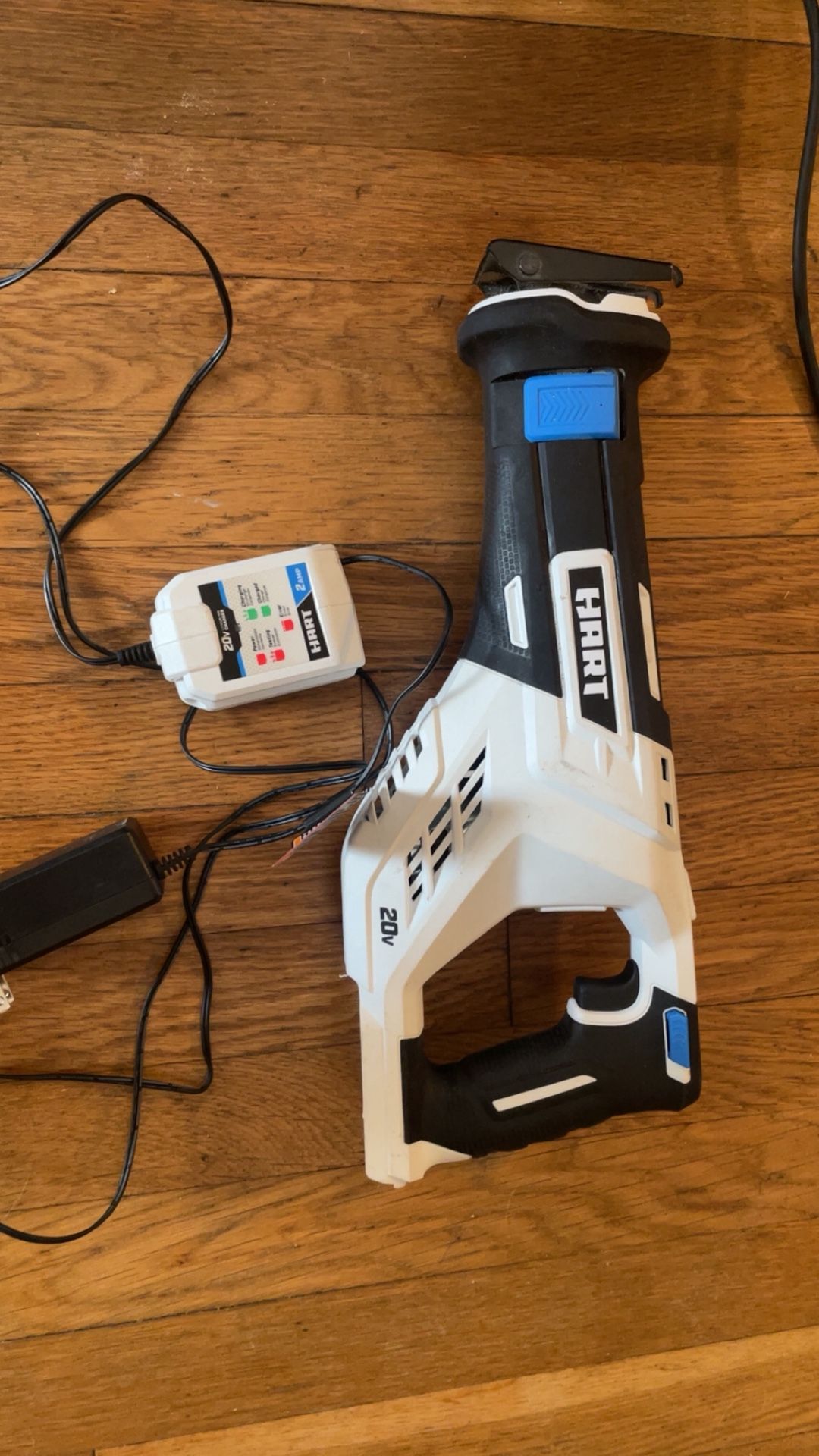 Hart Battery Operated Reciprocating Saw!