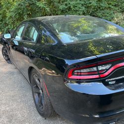 Dodge Charger 2019 