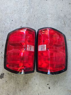 2017 chevrolet silverado tail lights