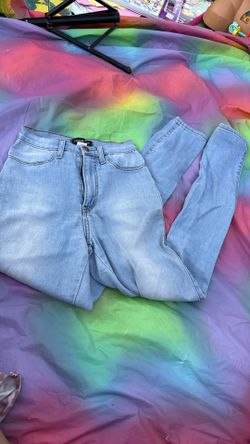 Fashion Nova Jeans 