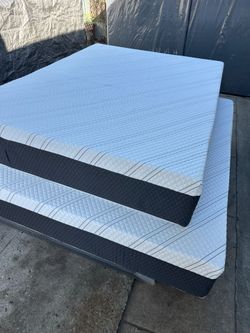 Queen size Mattress Memory Foam