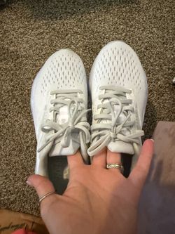 Women’s below ghost 16