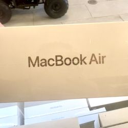MacBook Air M1| 8GB/256 GB|$1,149 Cash Price| Finance Starting At $50 Down! 