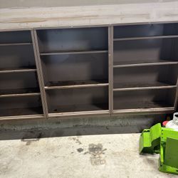 Metal Shelving (4 Units)