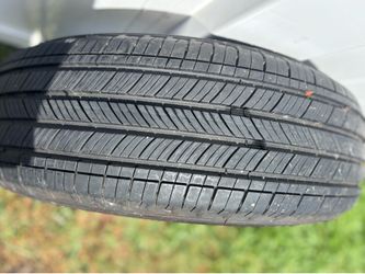 Michelin tire 225/65R17 1 only