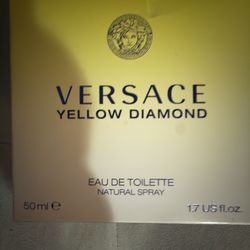 Versace Yellow Diamond 1.7fl Oz Eau De Toilette Spray