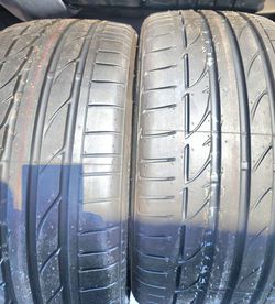 255/35/20s NUEVAS POR $80 LAS 2